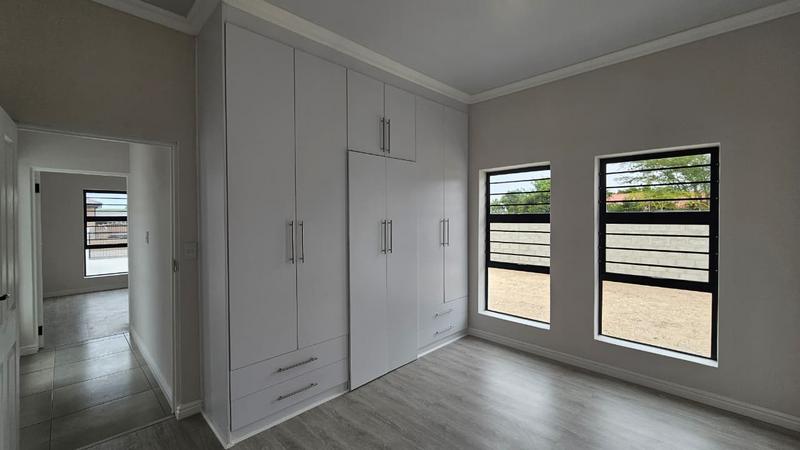 3 Bedroom Property for Sale in Sandy Point Western Cape